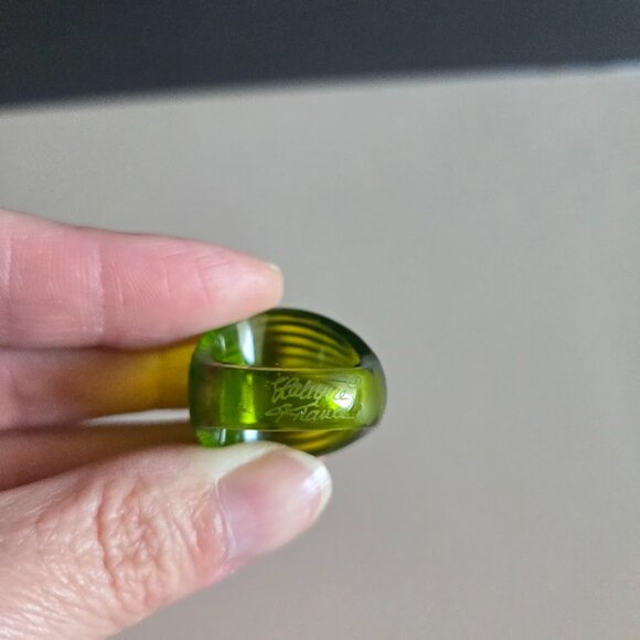 Vintage Lalique Green Crystal Dome Ring – Signed Art Glass, Size 7–7.5 - Picture 4 of 4